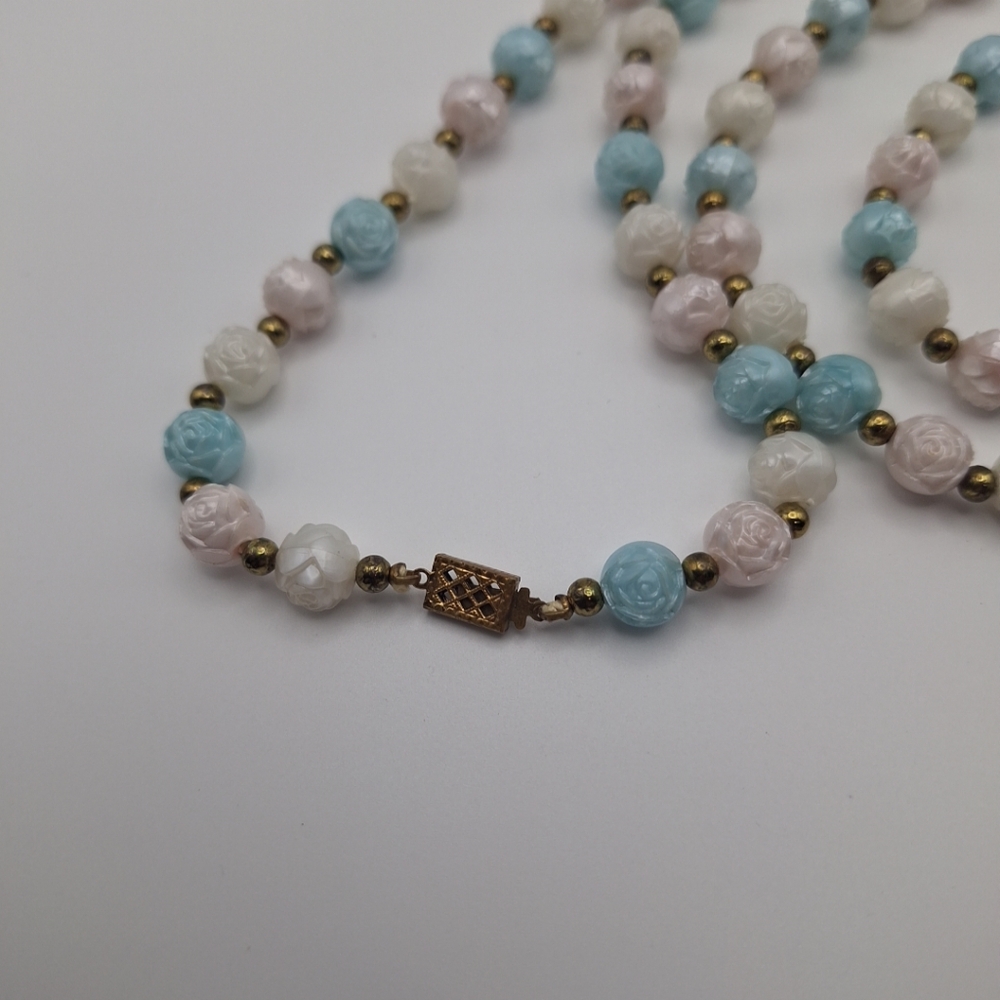 Vtg Blue White Pink Flower Beaded Necklace W/Gold Tone Beads & Box Clasp 52" - Picture 7 of 9